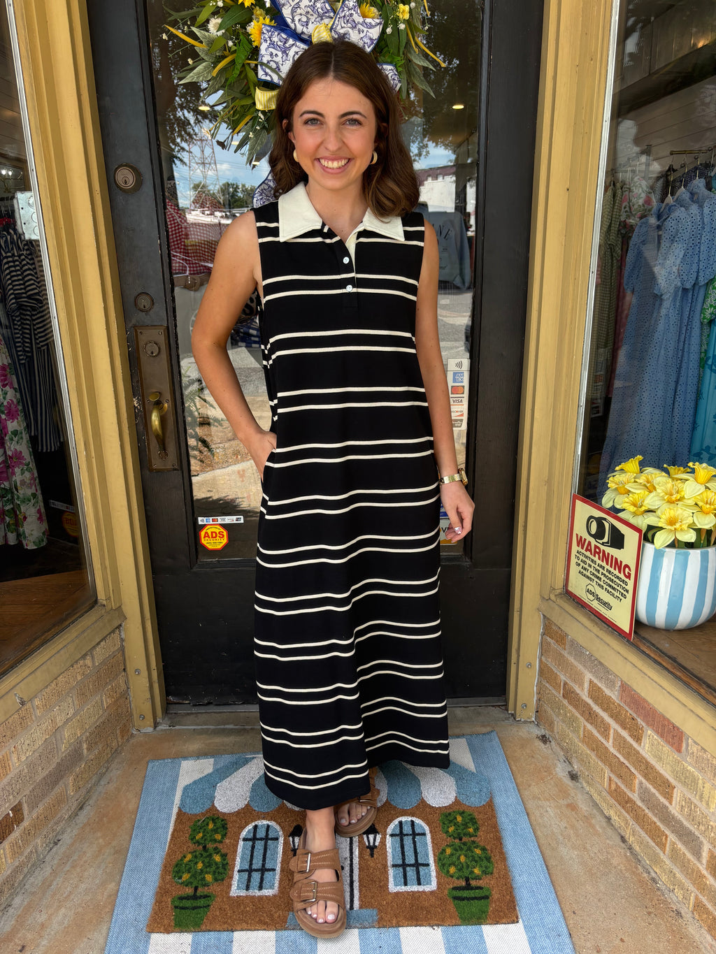 Black Sport Mode Midi Dress