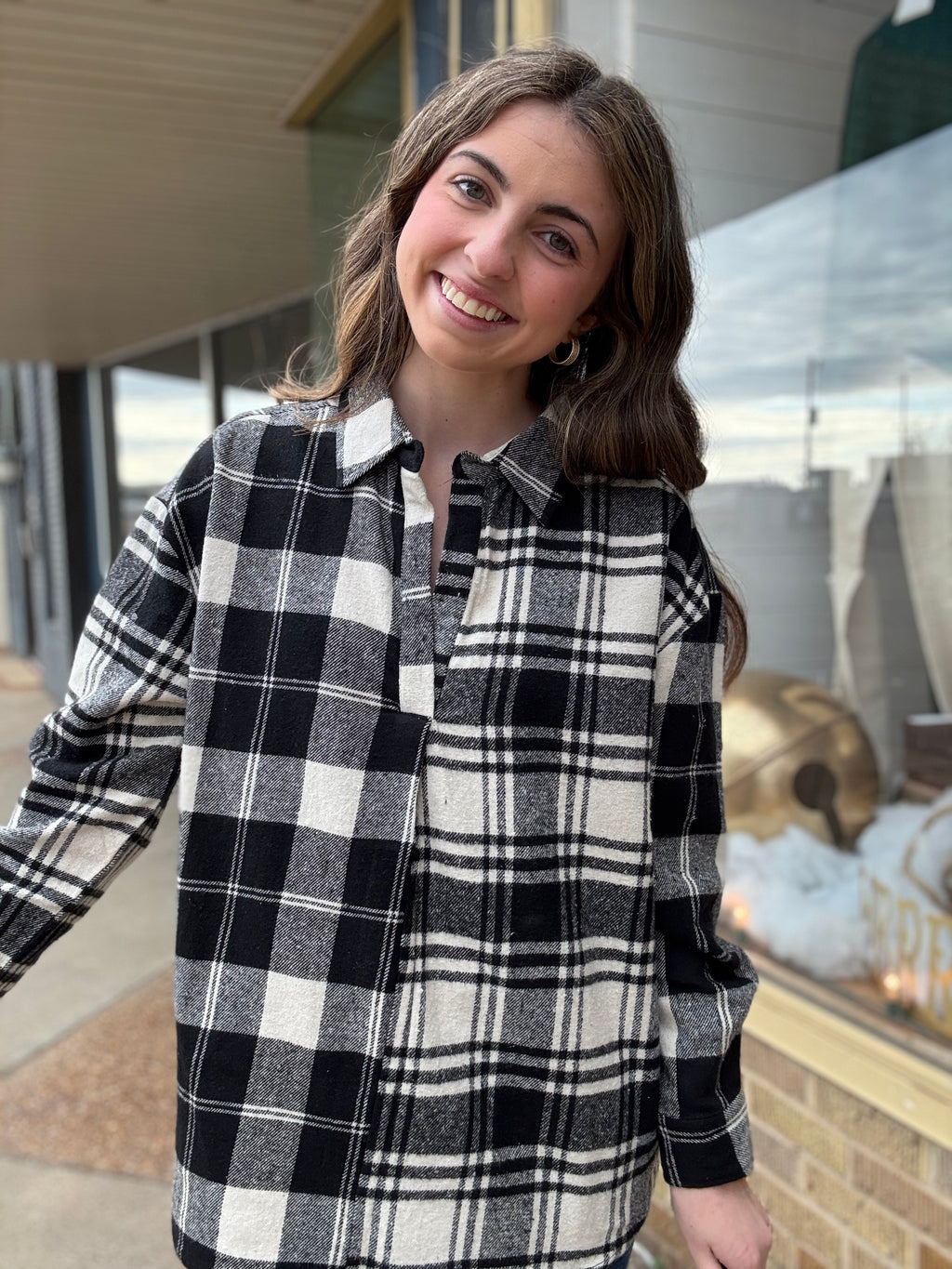 Black/White Plaid Top