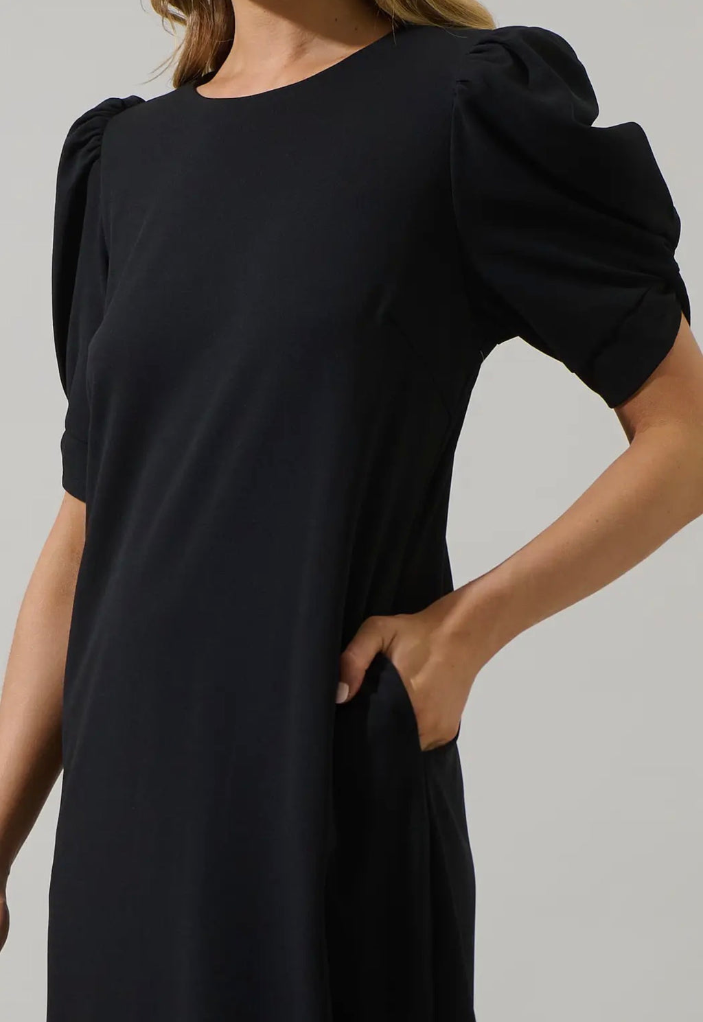 Black Thora Puff Sleeve Midi Dress
