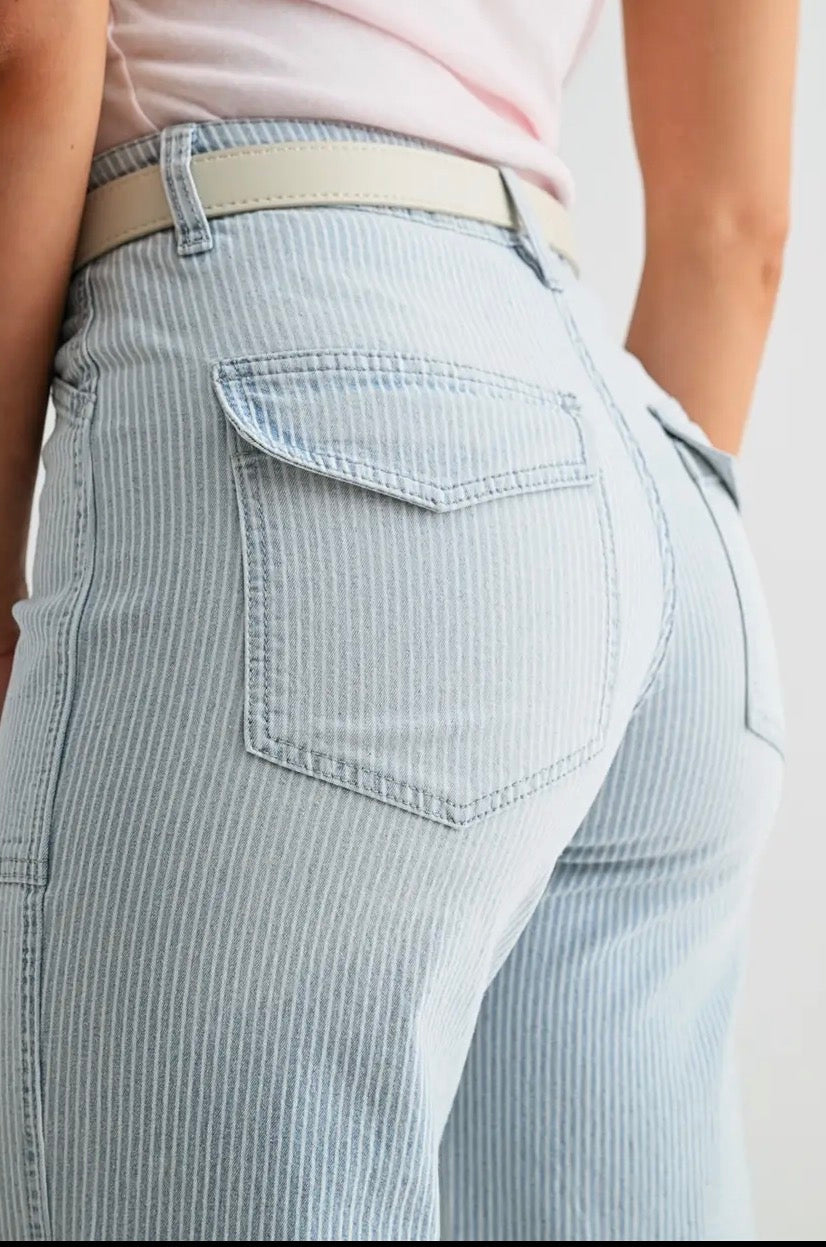 Mica Blue Contrast Stripe Crop Jeans