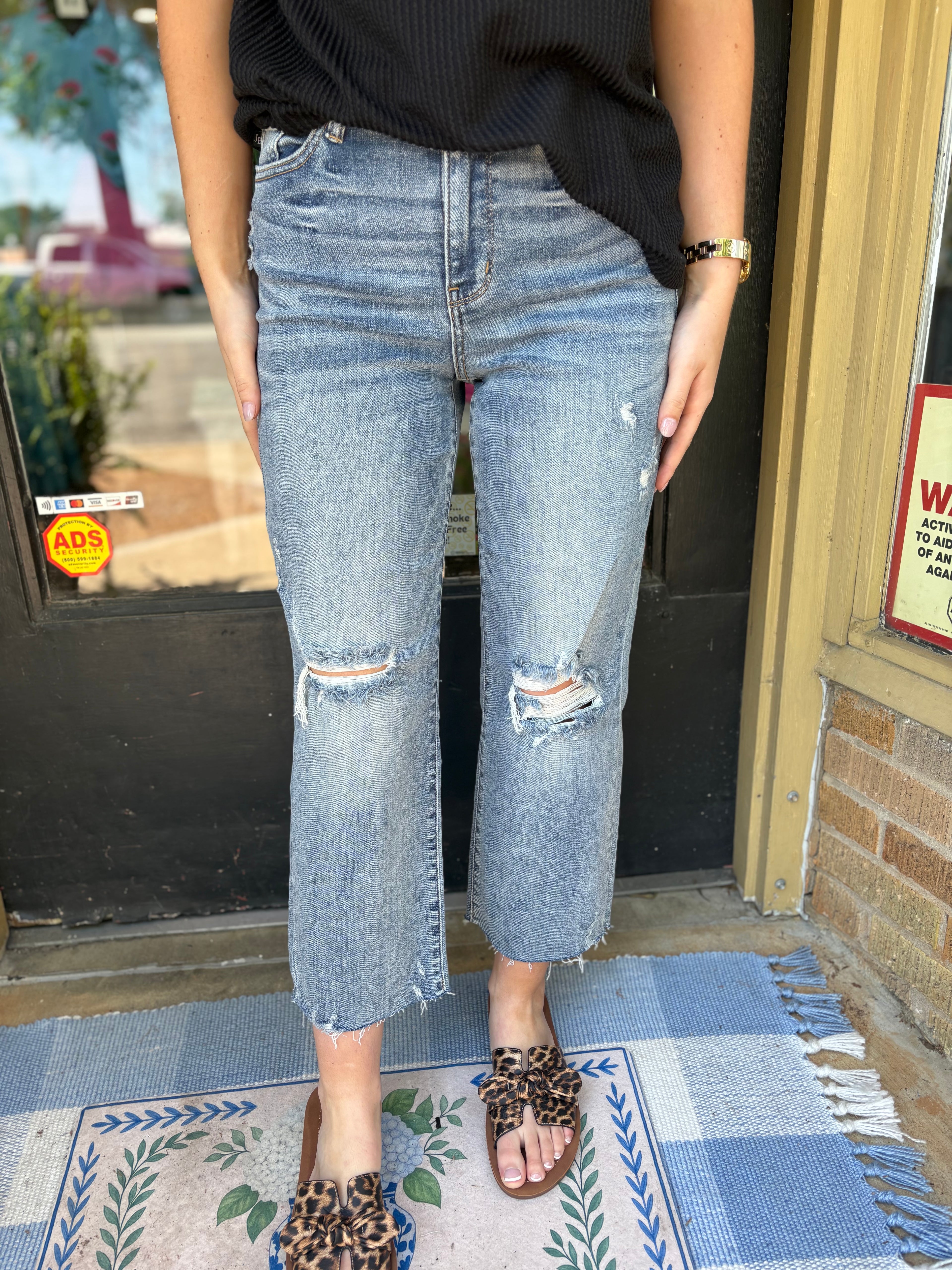 Judy Blue Distress Crop Jeans