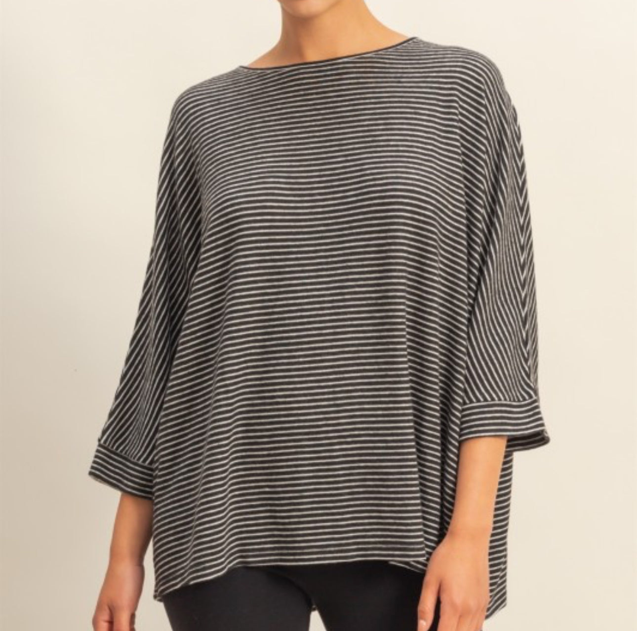 Black and Cream Oversized 3/4 sleeve top
