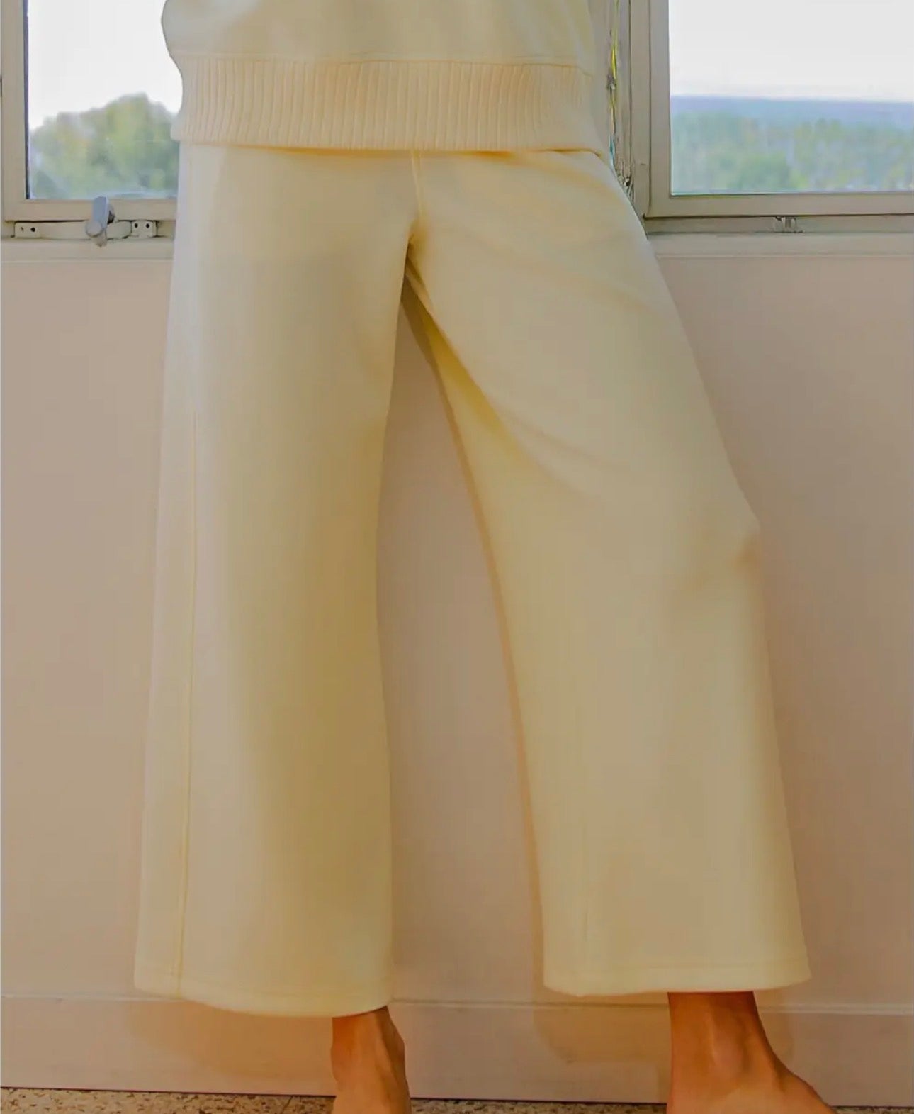 The Essential Scuba Crop Pants
