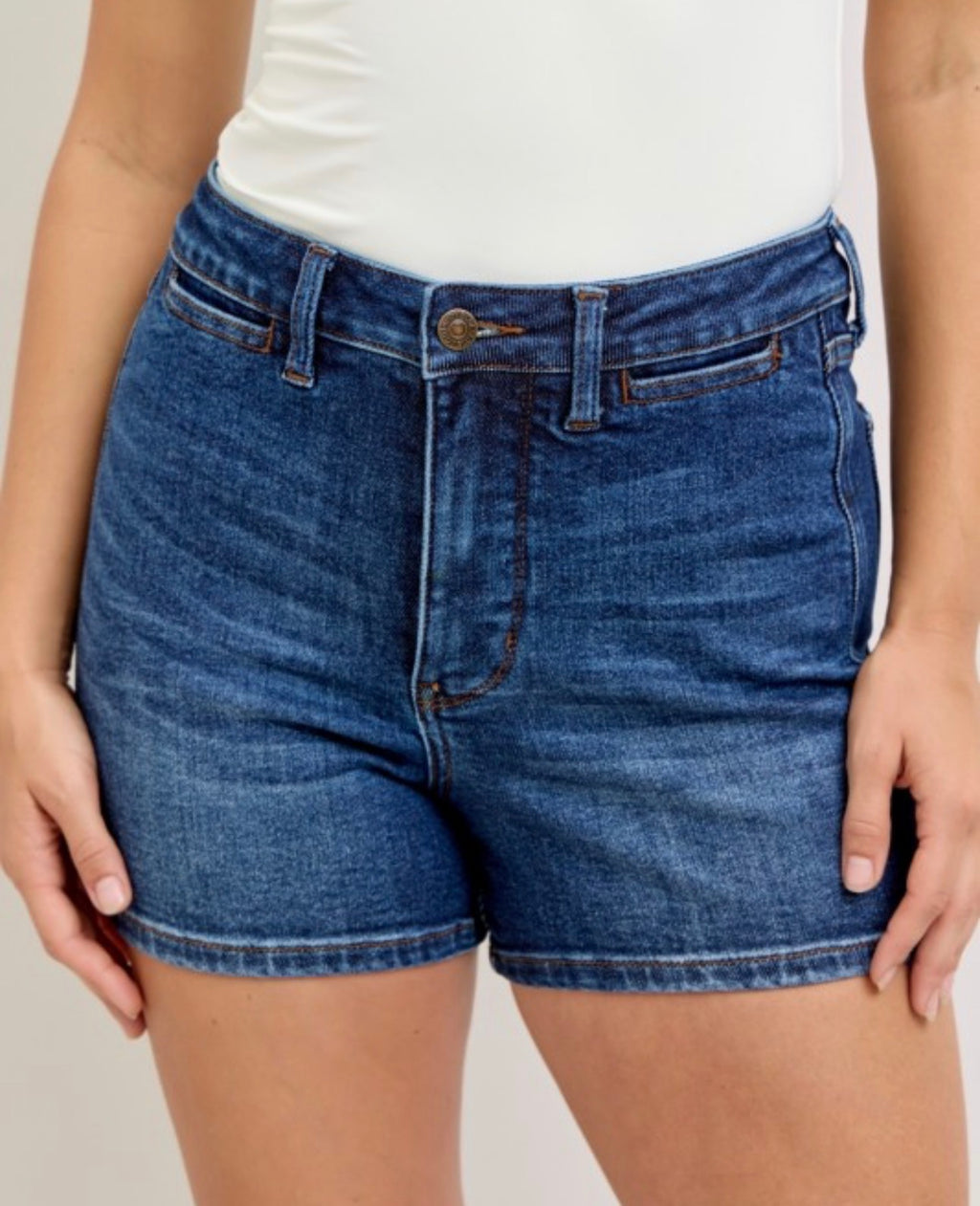 Judy Blue Slim Short