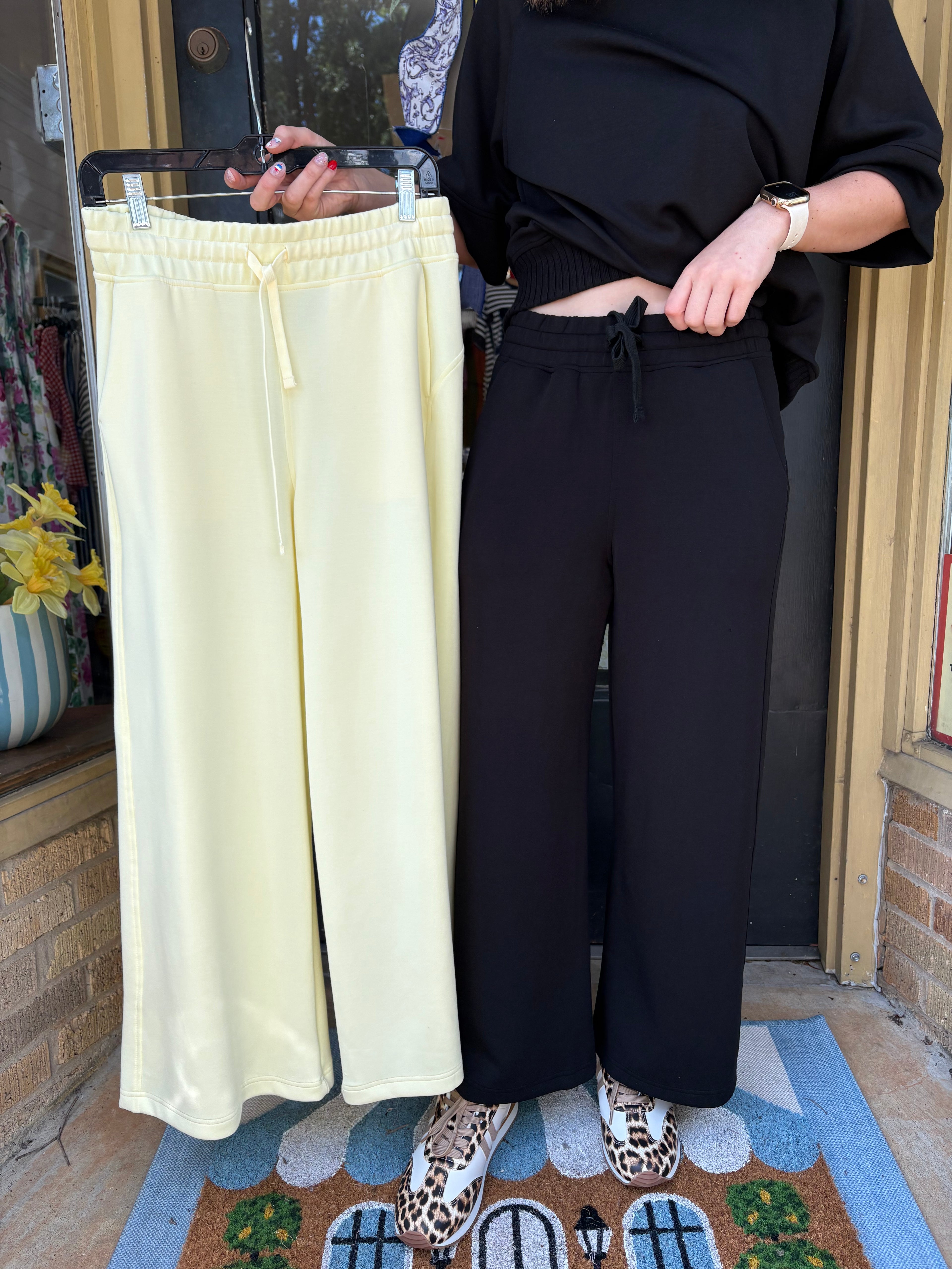 The Essential Scuba Crop Pants