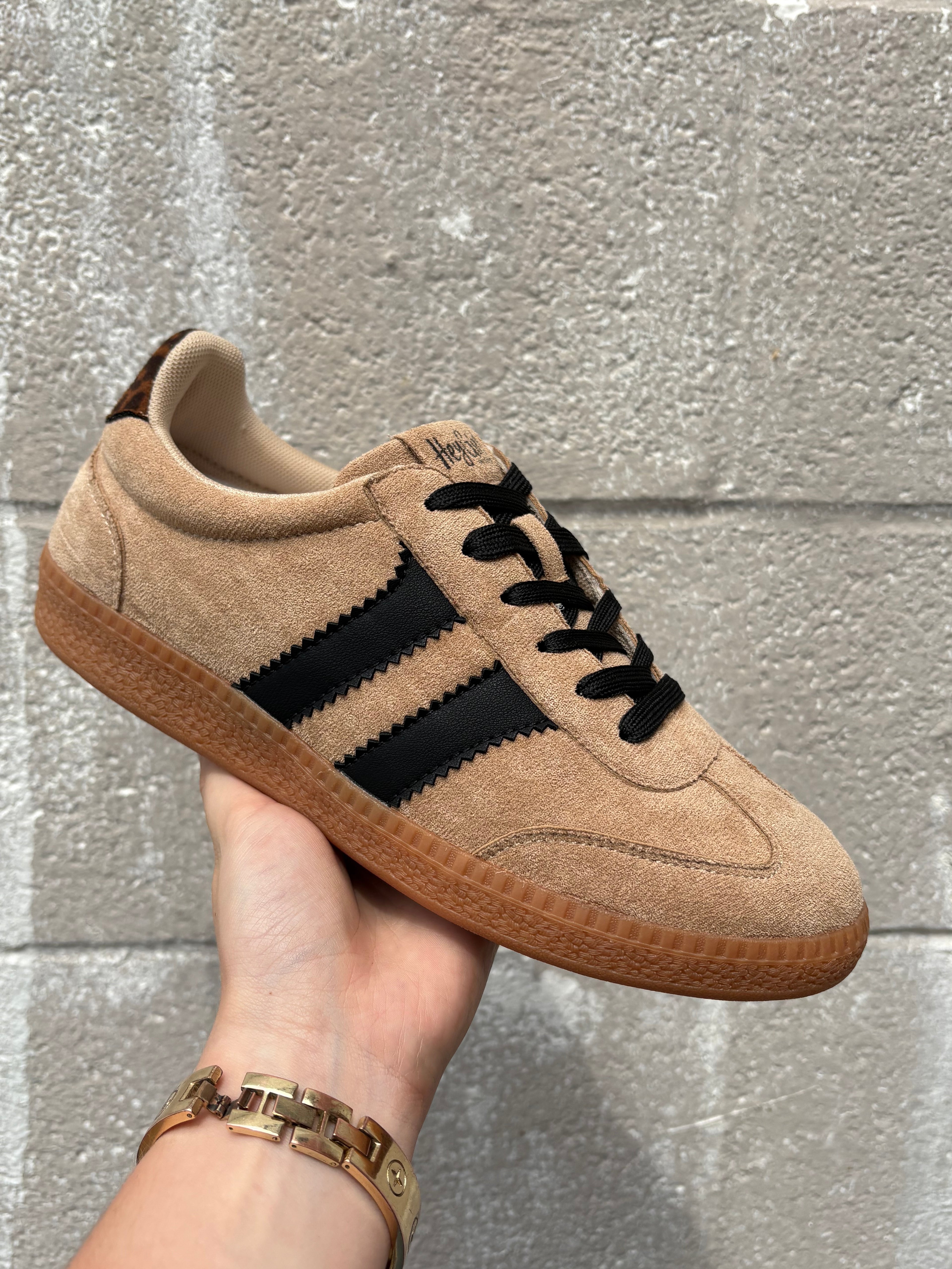 Corkys Heads Up Sneaker- Camel