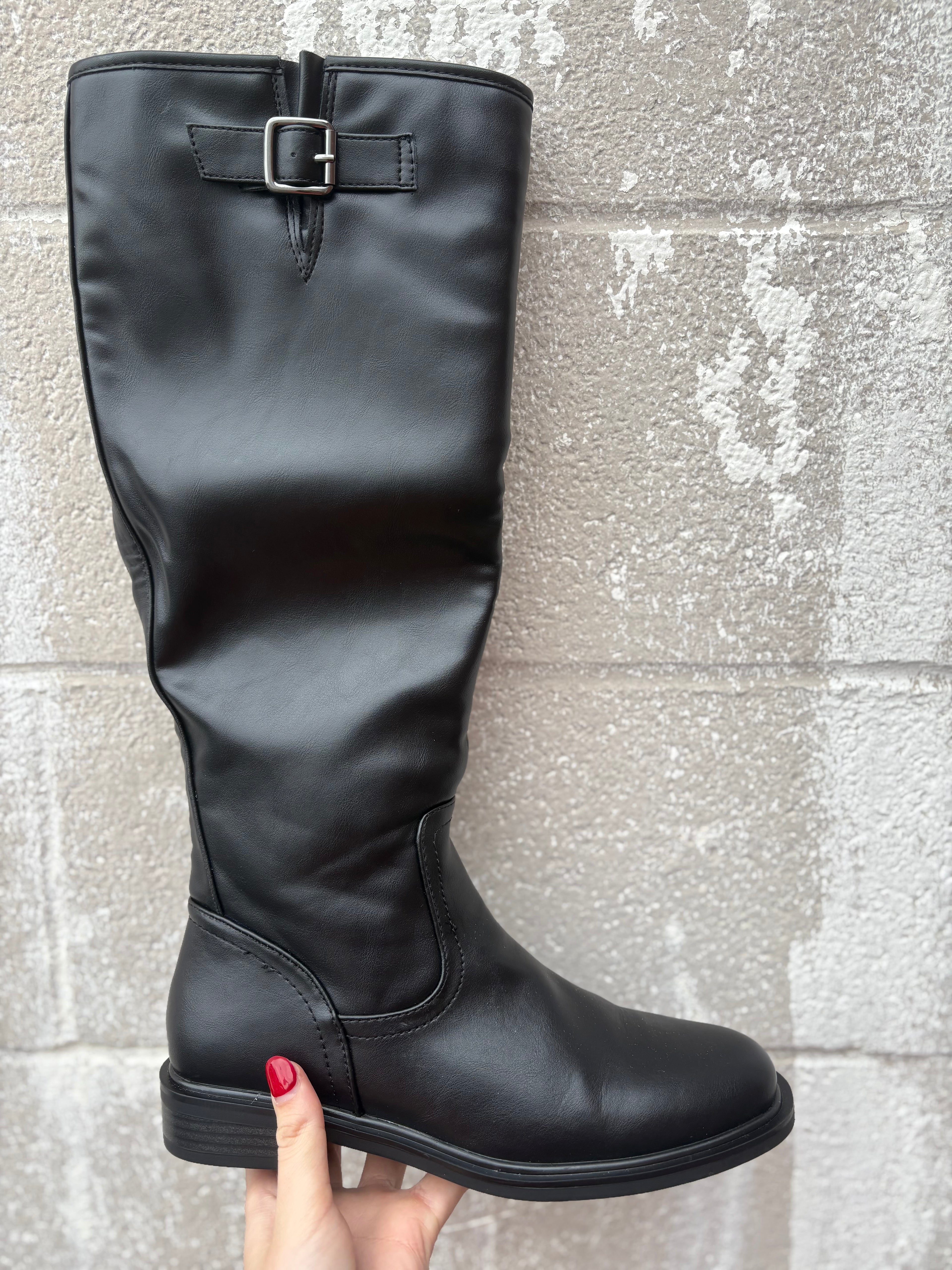 Black Tall Boots