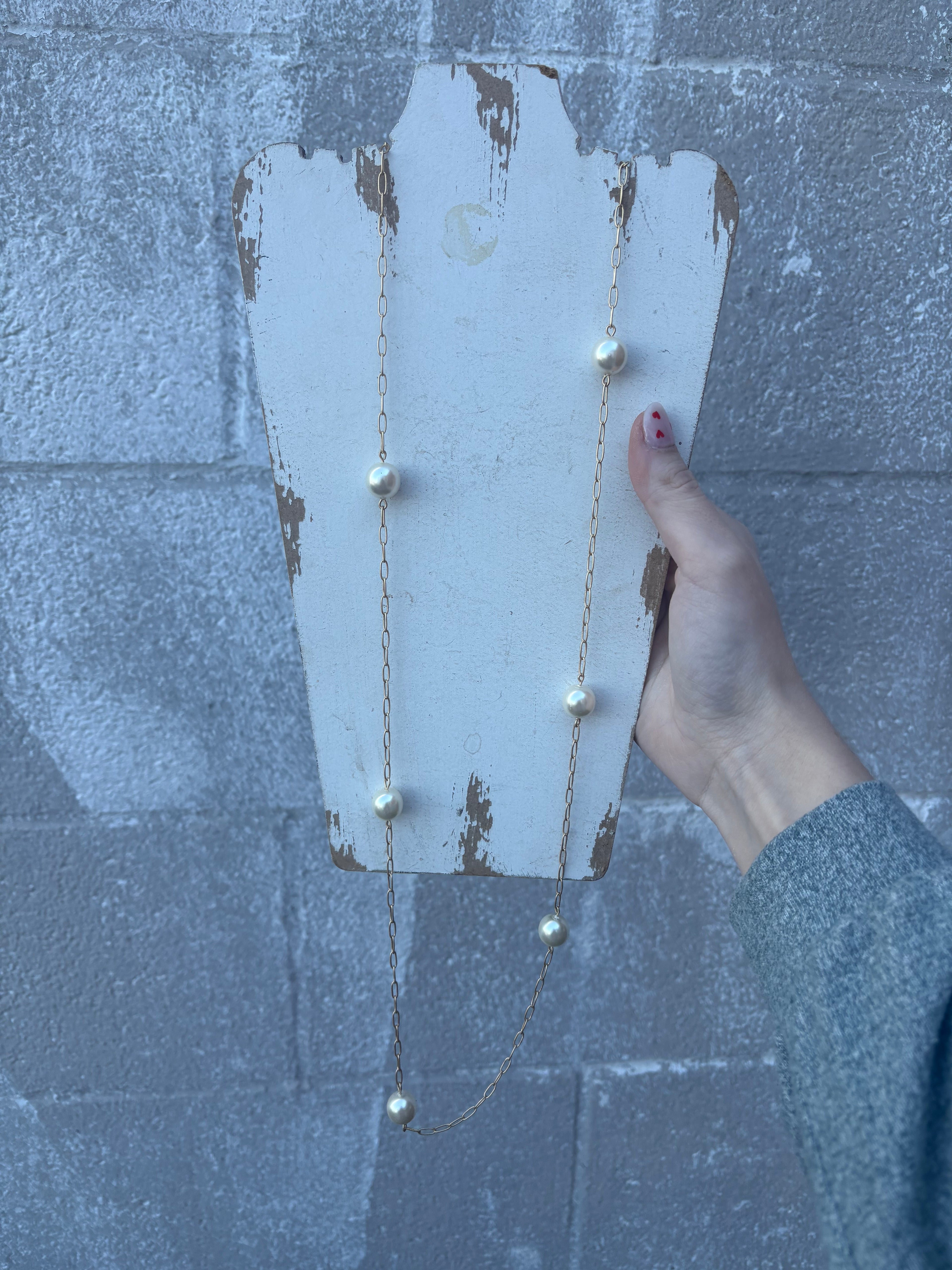 The Lily Necklace