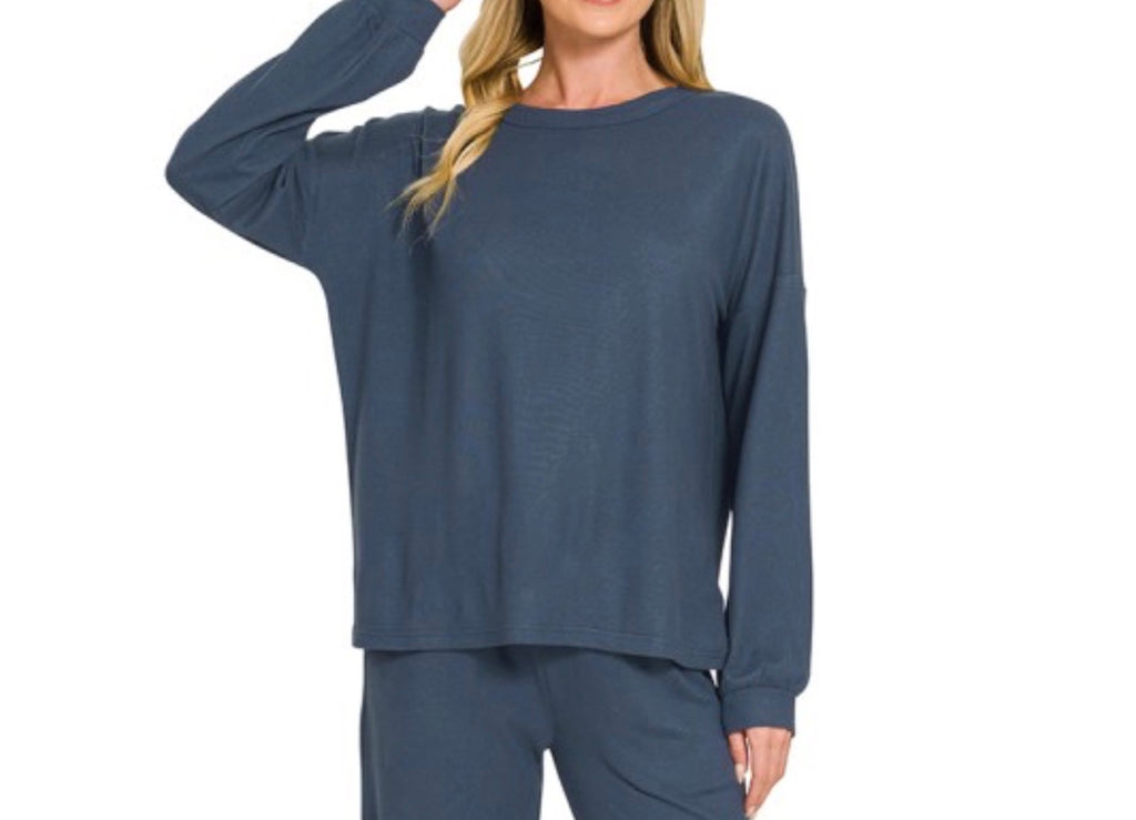 Living Easy Set Top