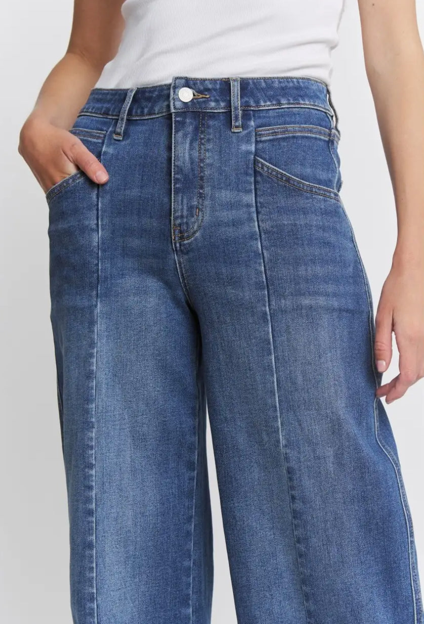 Mica Seamed Wide Leg Ankle Jean